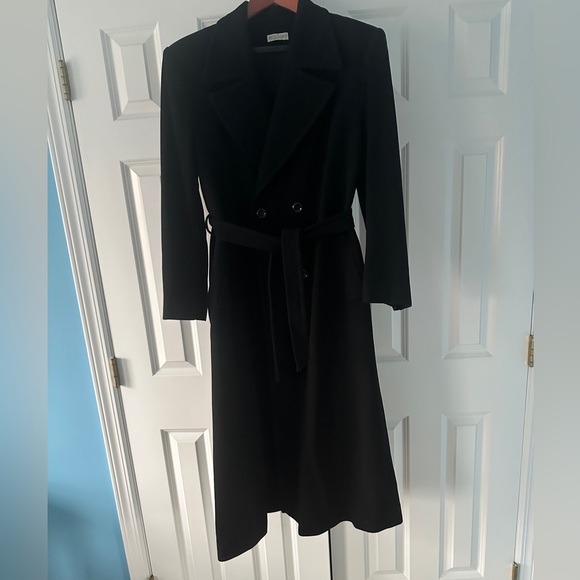 Vintage 90s Oversized Black Wool Coat with Belt – Size M - Picture 4 of 13